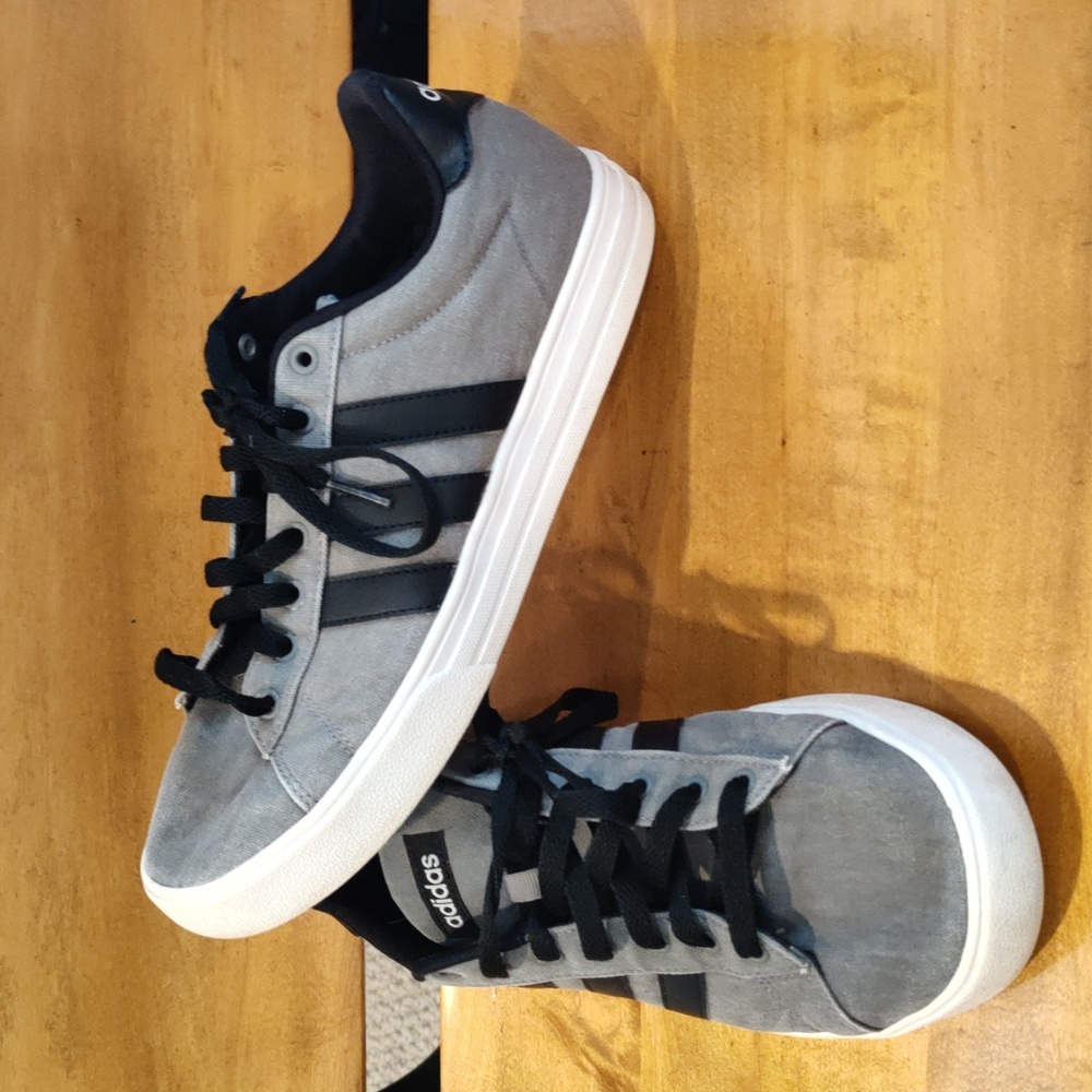 adidas Gray and Black Men's Low-Top Sneakers